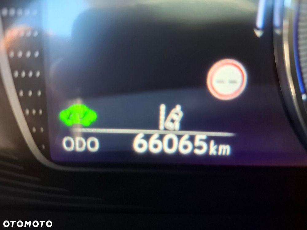 Lexus ES 300h Business Edition - 33