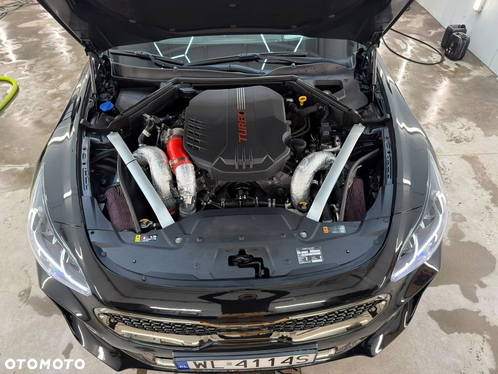 Kia Stinger 3.3 T-GDI V6 GT AWD - 20