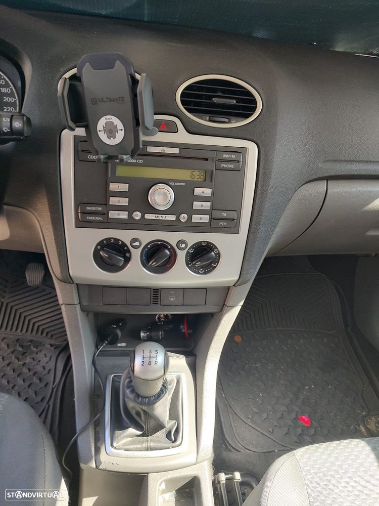 Ford Focus SW 1.4 Trend - 16