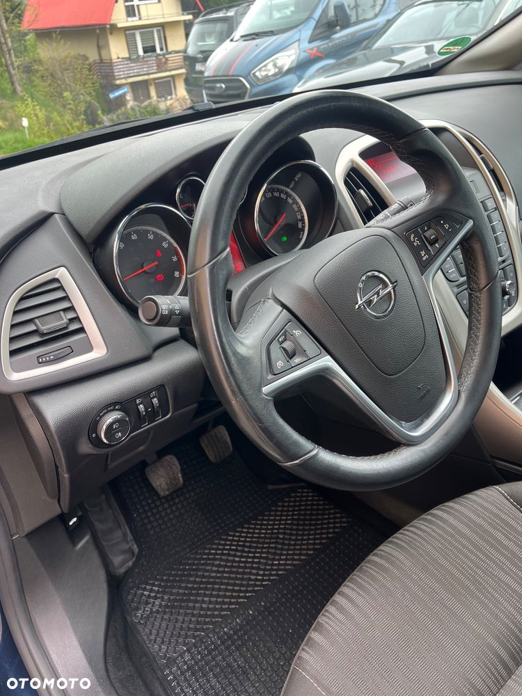 Opel Astra - 8