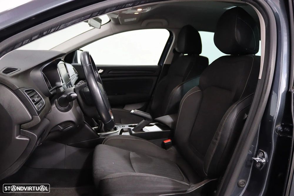 Renault Mégane Sport Tourer - 10