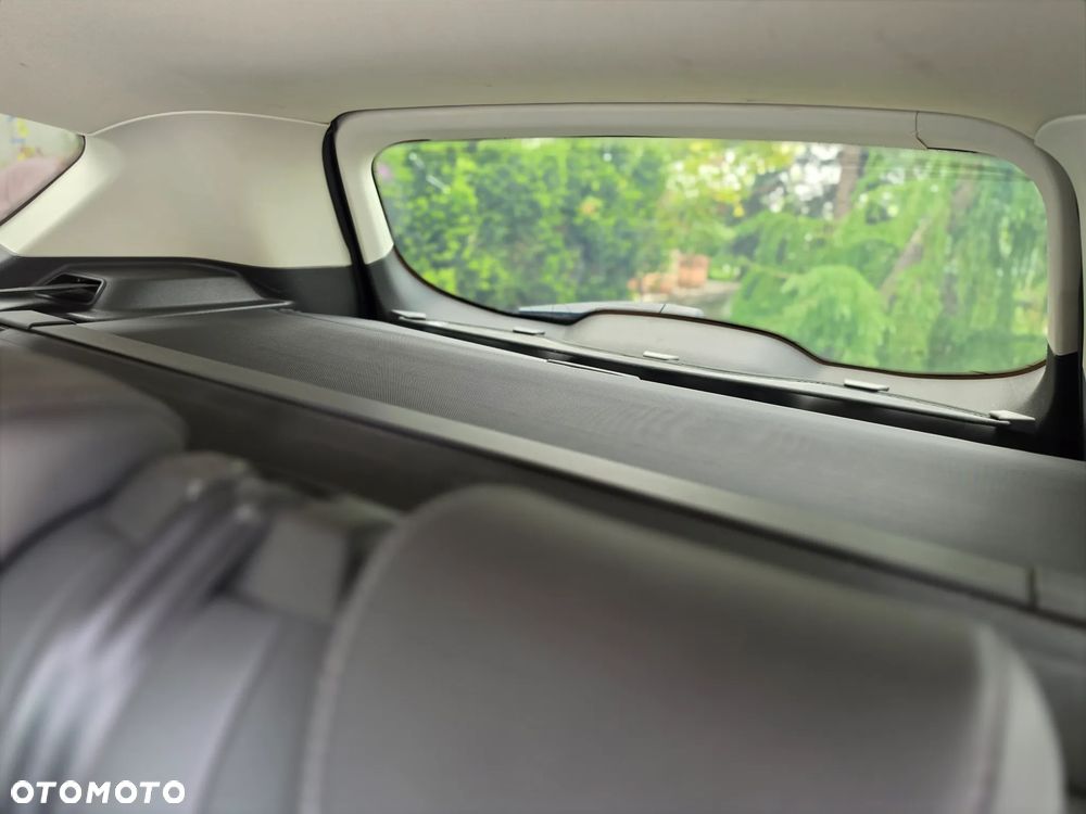 Ford Kuga - 26