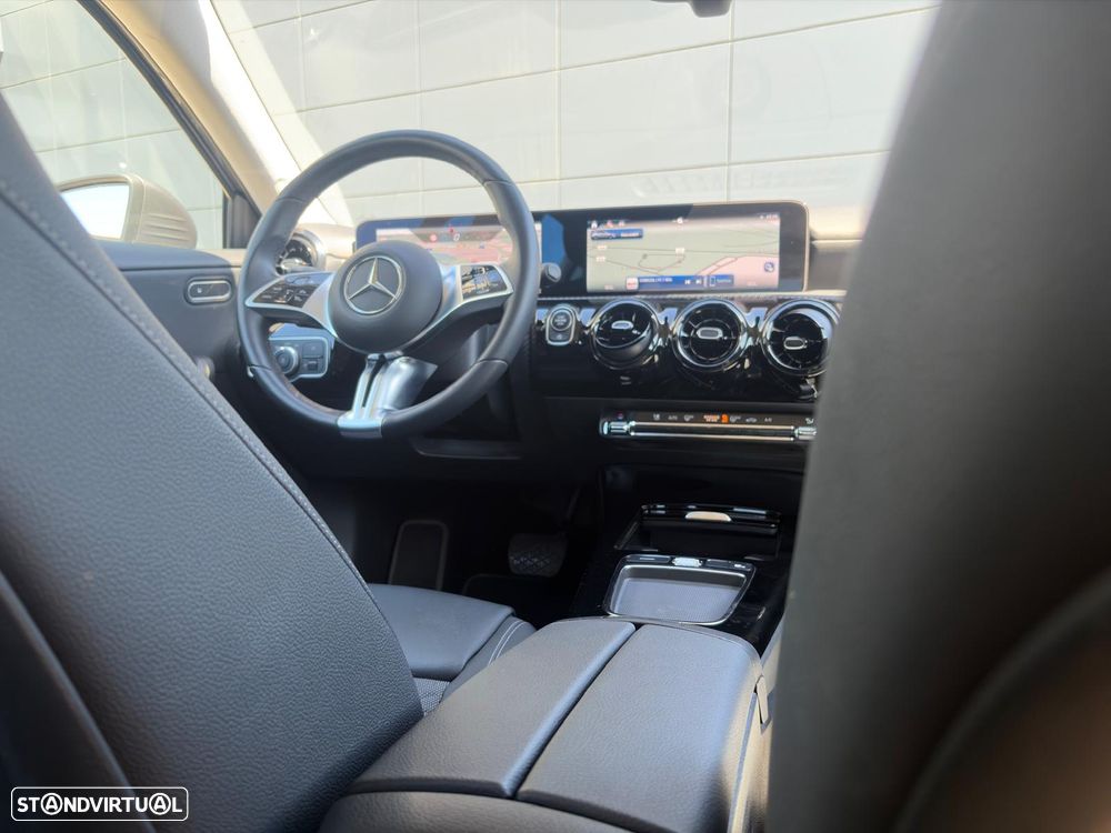 Mercedes-Benz A 200 Standard - 7