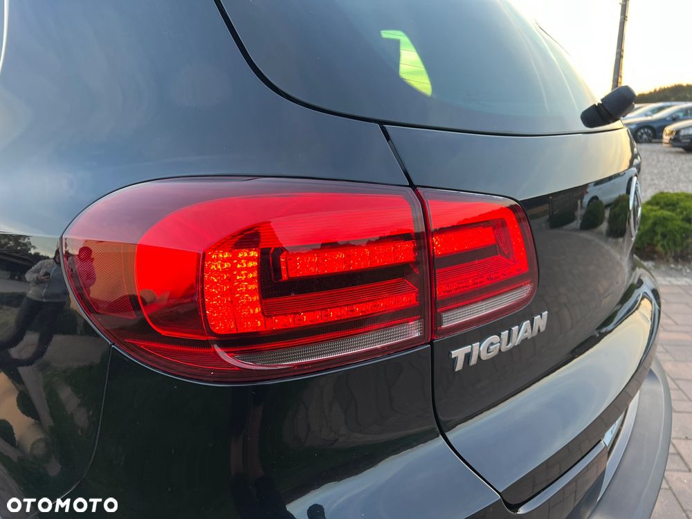 Volkswagen Tiguan 2.0 TDI DPF 4Motion Lounge Sport & Style - 33