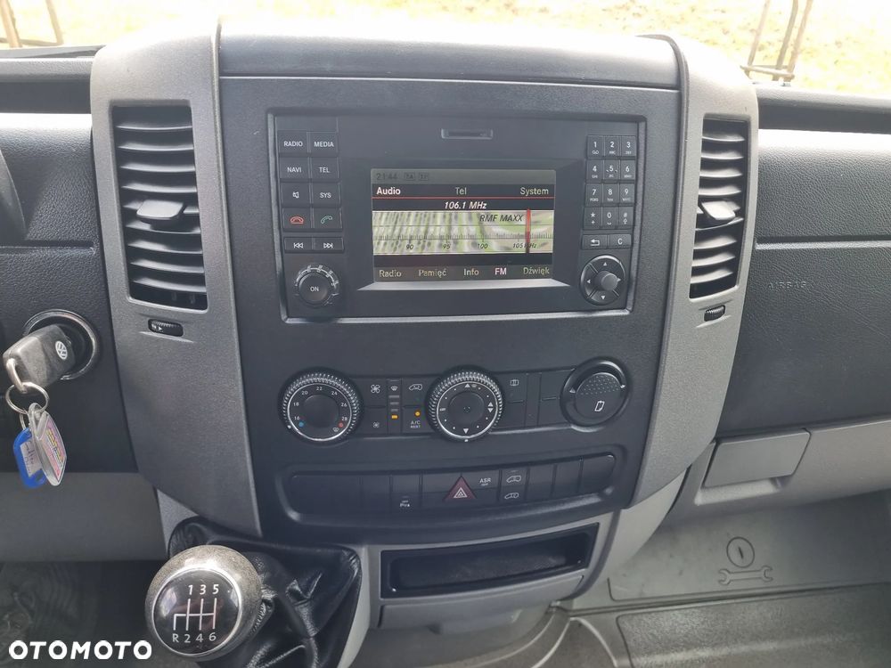 Volkswagen Crafter - 16