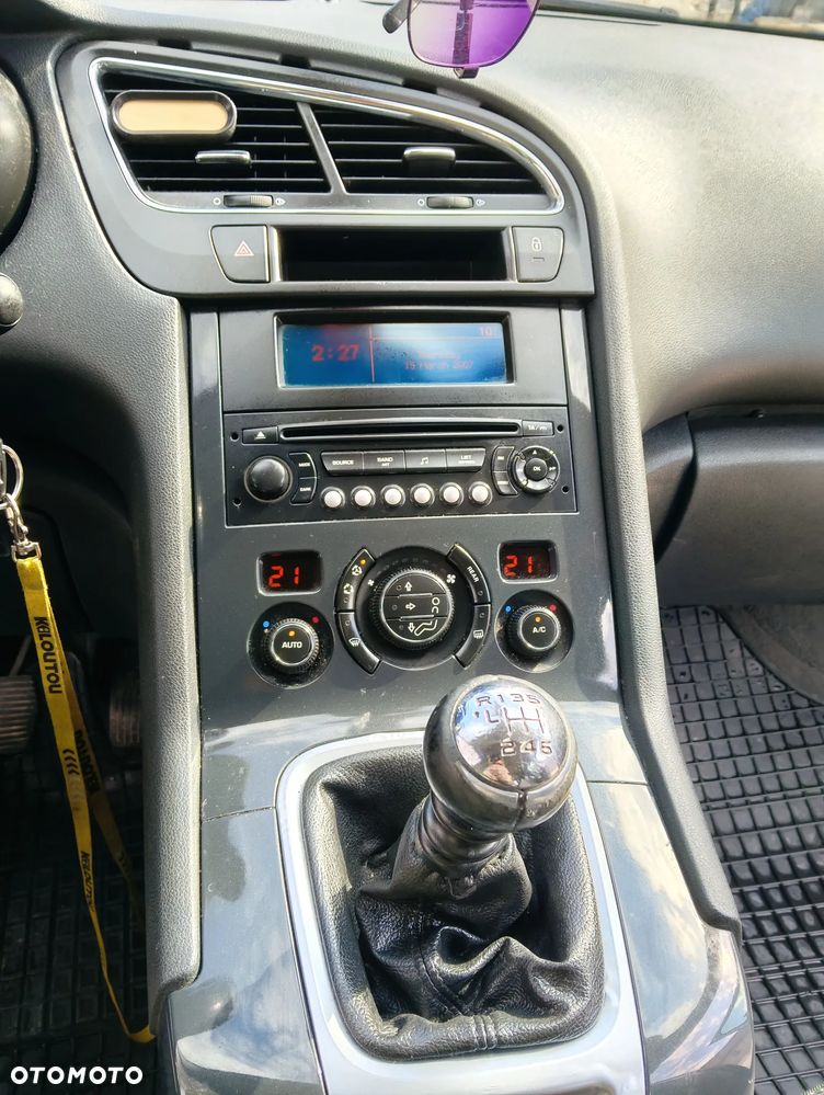 Peugeot 5008 1.6 HDi Trendy - 6