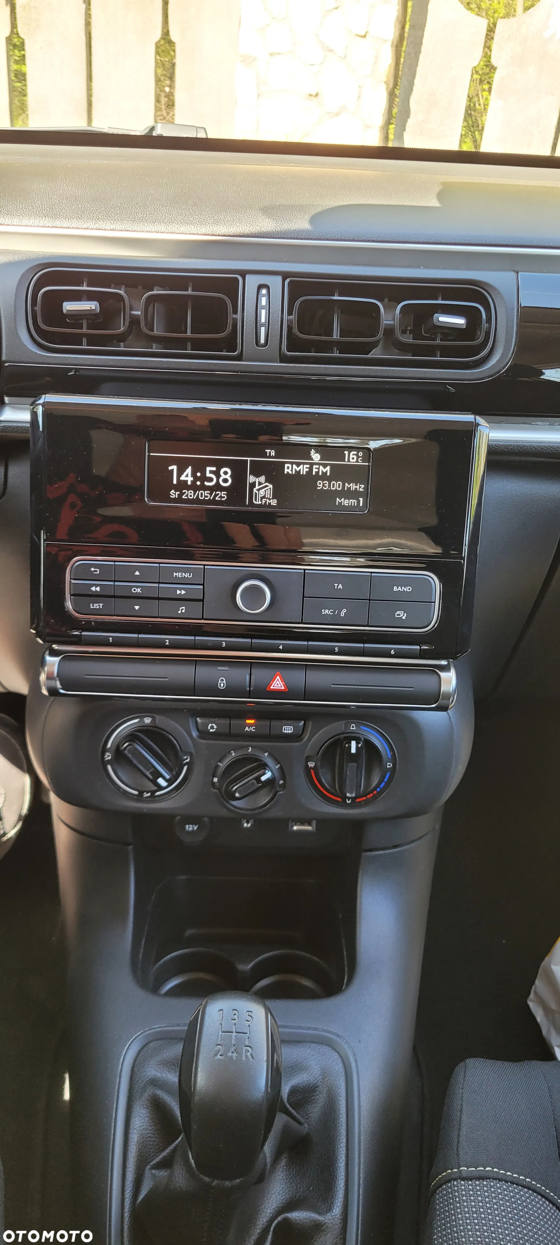 Citroën C3 1.2 PureTech Exclusive - 17
