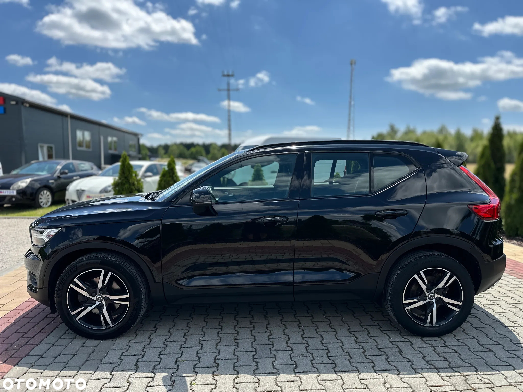 Volvo XC 40 D4 AWD Geartronic R-Design - 11