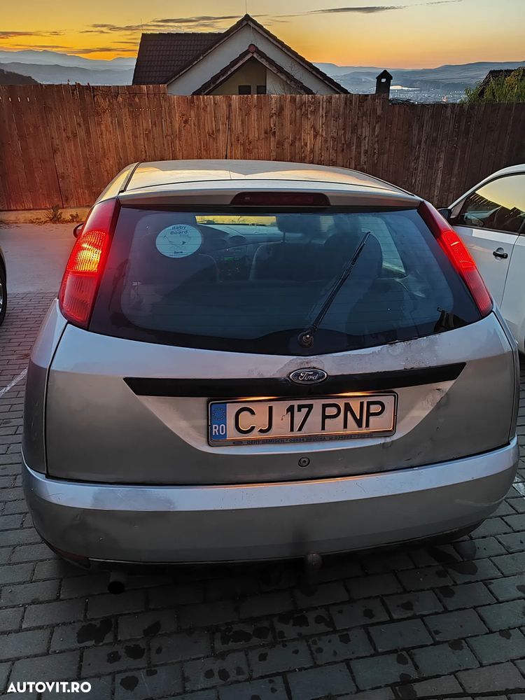 Ford Focus ver-1-6-16v-ambiente - 3