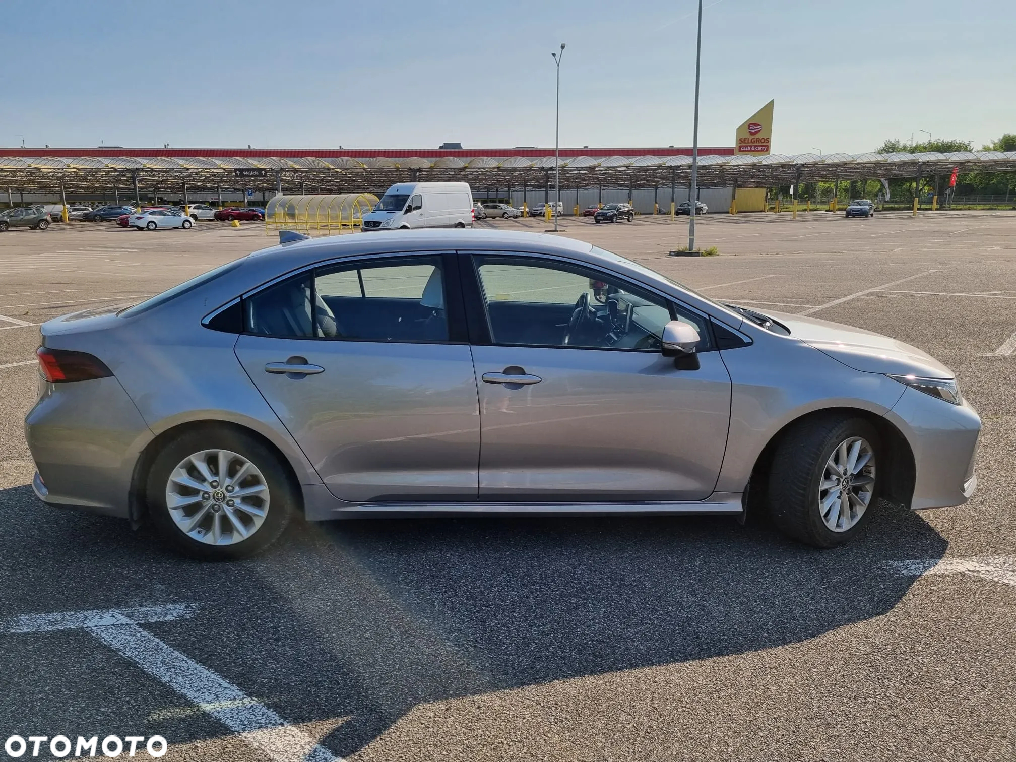 Toyota Corolla 1.6 Comfort - 9
