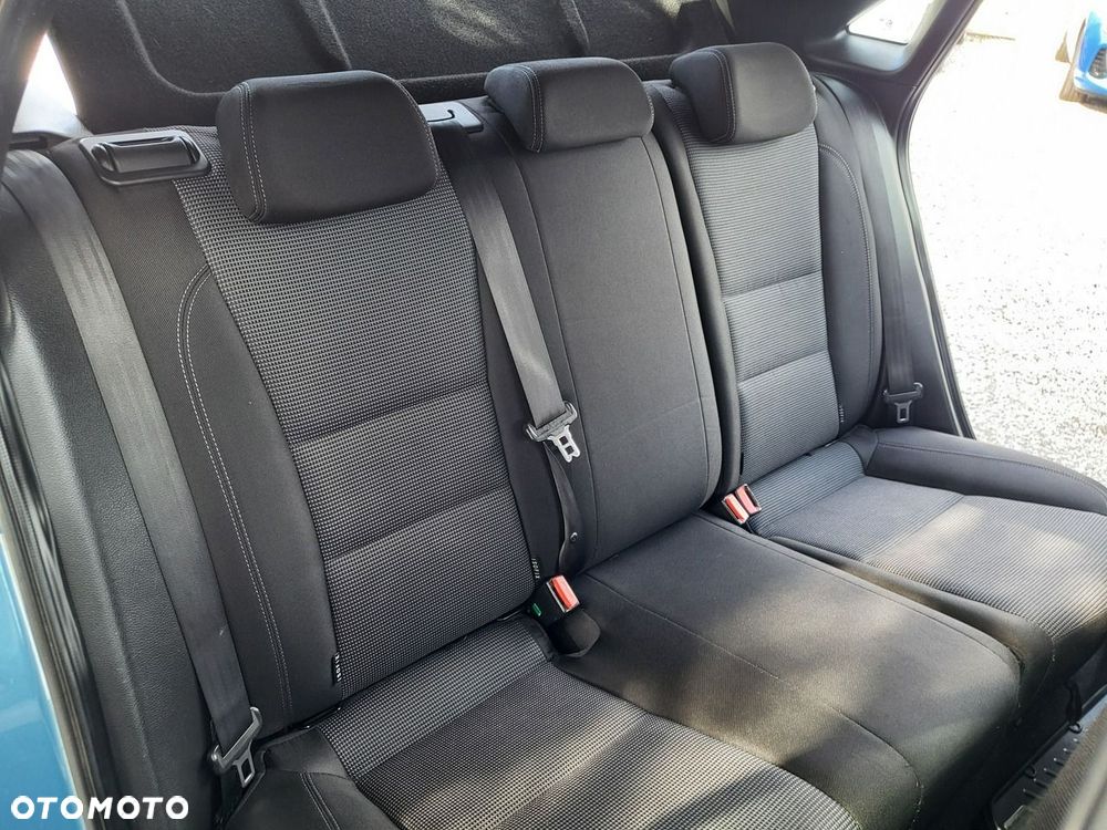 Hyundai i30 - 23