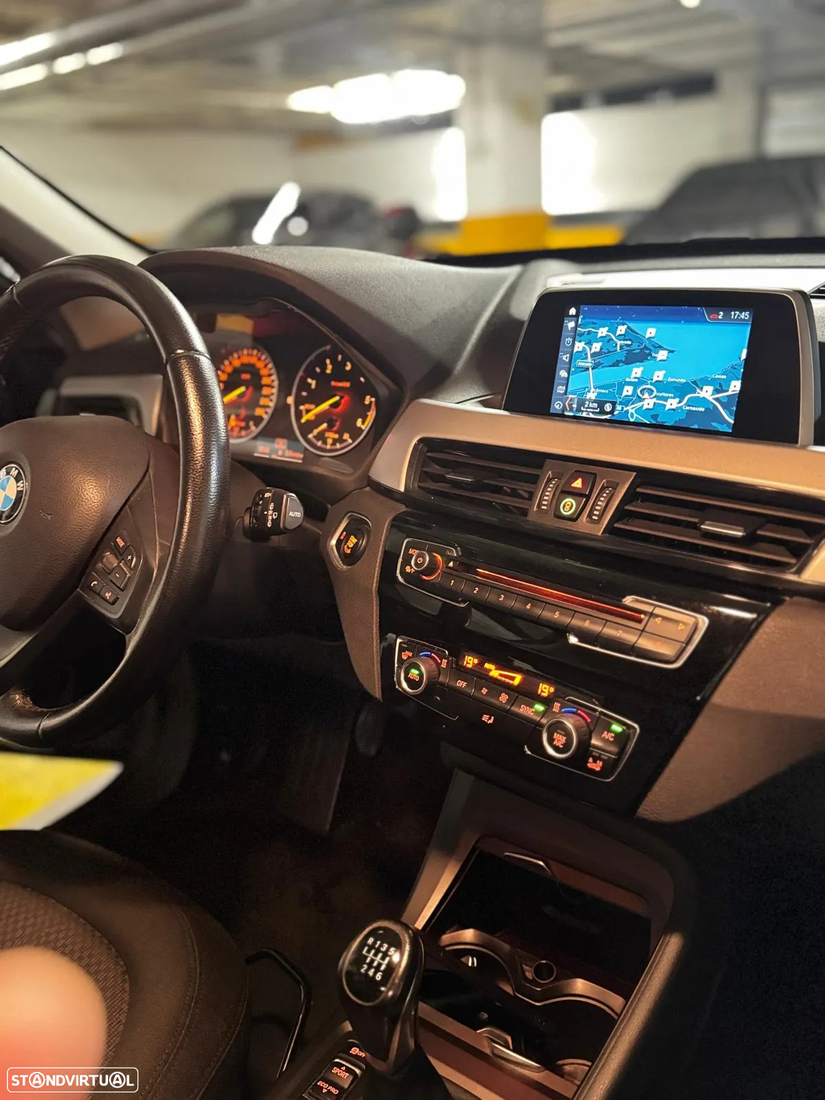 BMW X1 18 d xDrive - 22