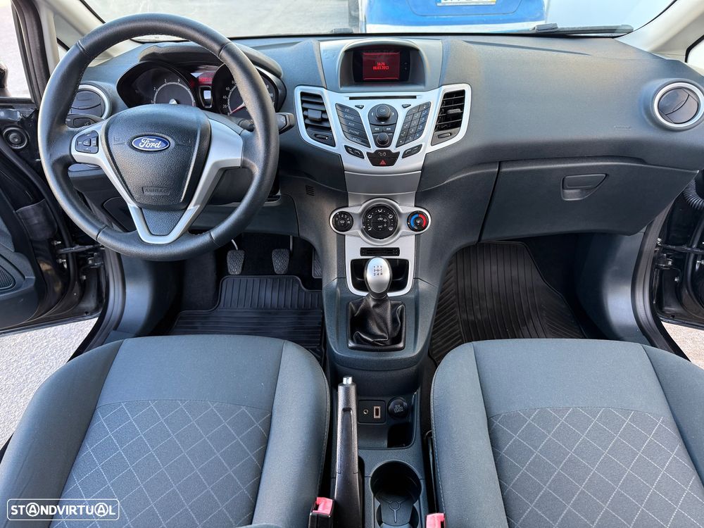 Ford Fiesta 1.25 Techno - 18