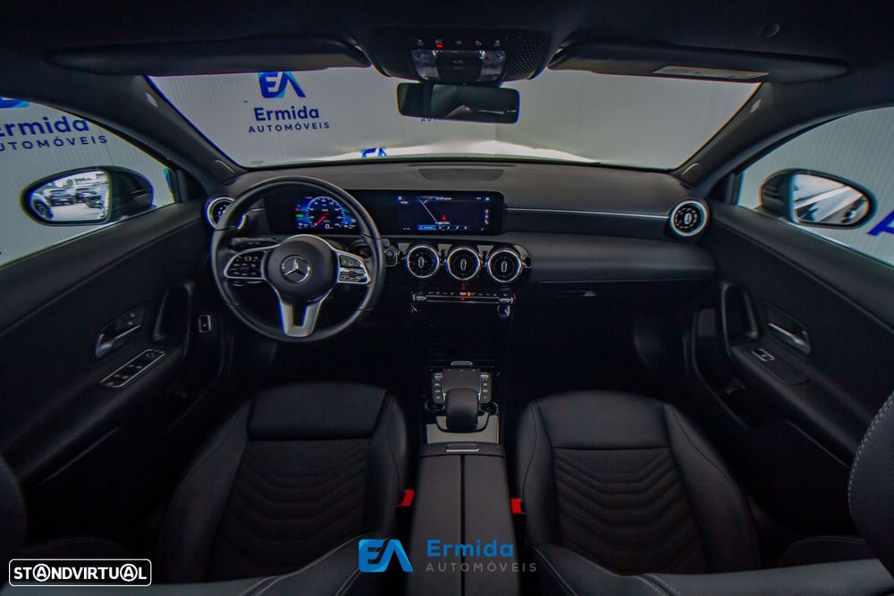 Mercedes-Benz A 250 - 21