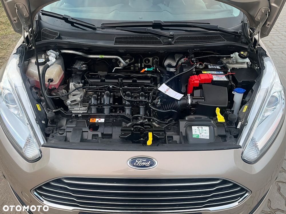 Ford Fiesta 1.25 Platinium X - 34