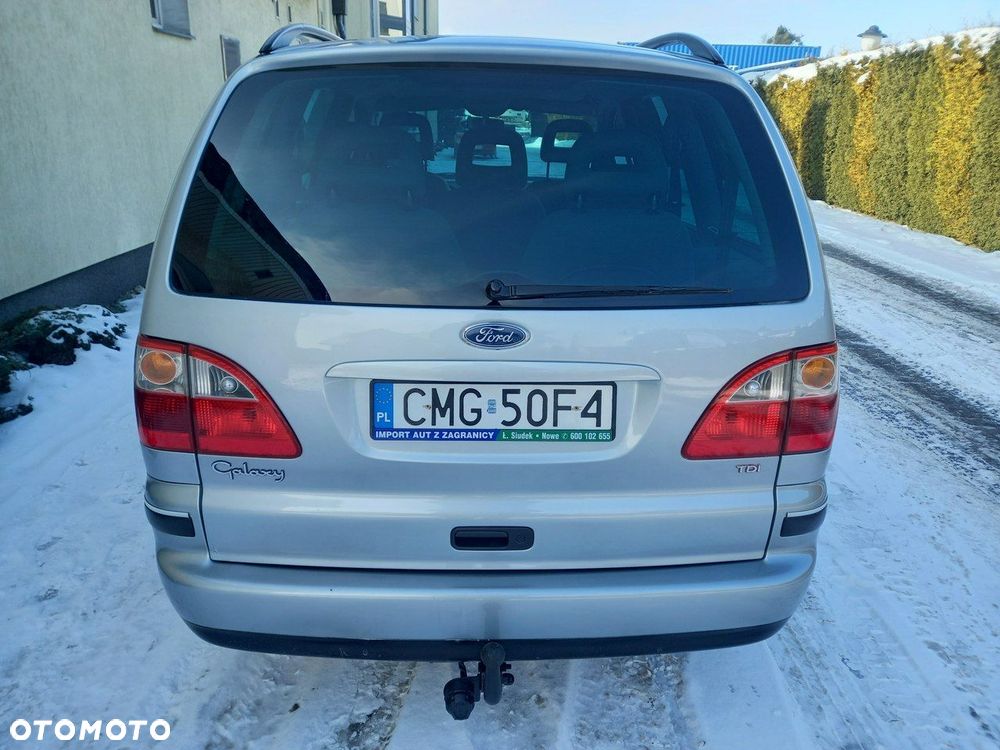 Ford Galaxy 1.9 TDI Ghia - 16