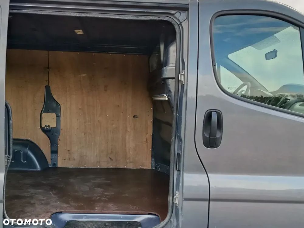 Opel Vivaro - 7
