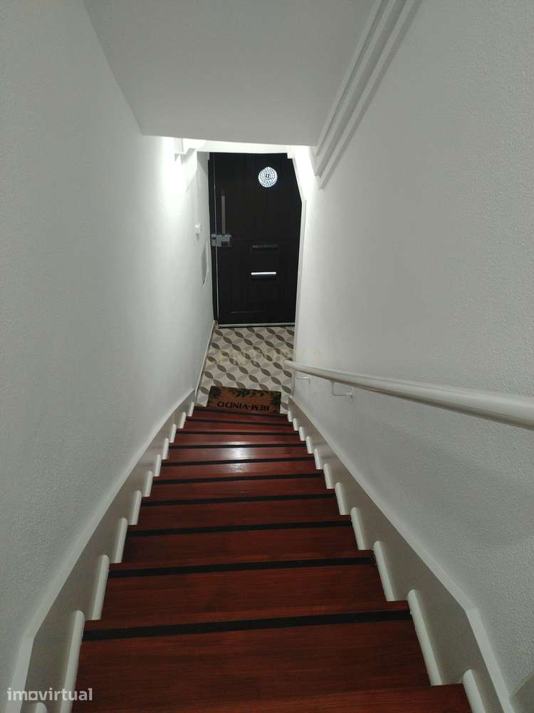 Apartamento Renovado T2 em Lisboa Chiado - Grande imagem: 5/17