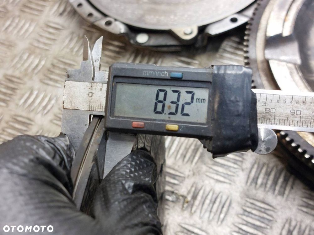 KOŁO DWUMASOWE + TARCZA + DOCISK + ŁOŻYSKO OPOROWE VOLVO 850 I 2.5 TDI - 10