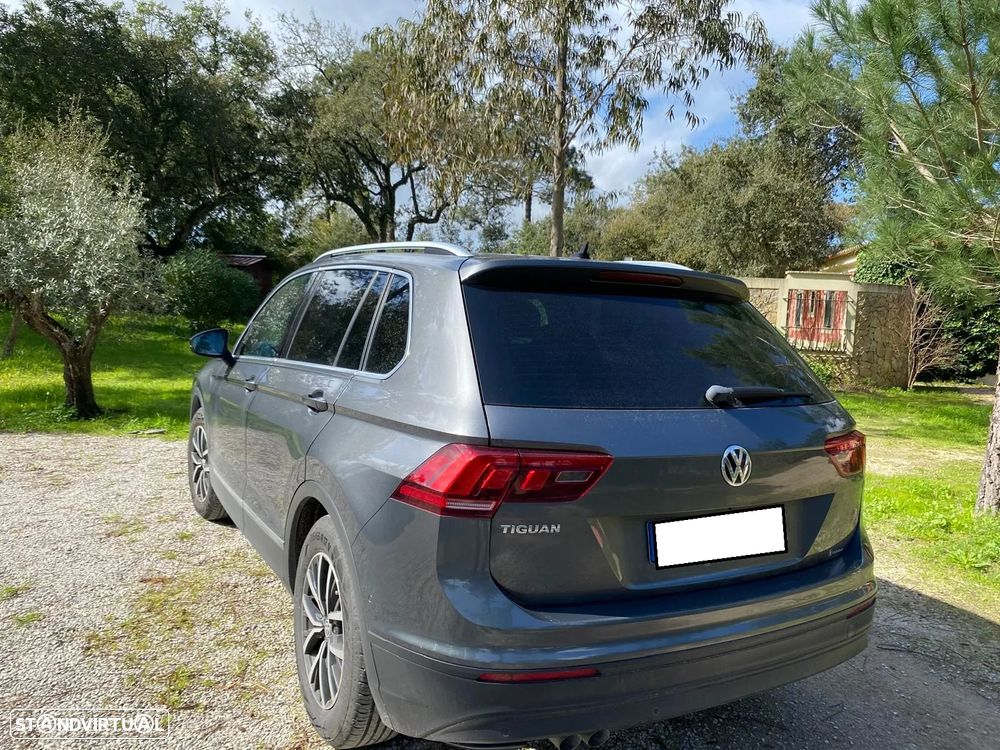 VW Tiguan 2.0 TDI Confortline DSG - 5