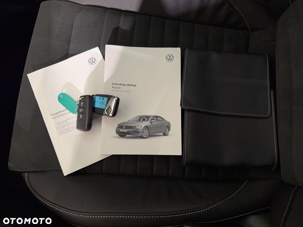 Volkswagen Passat - 31