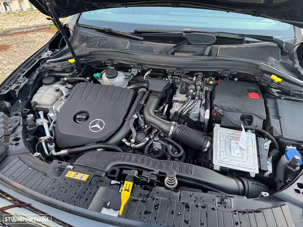 Mercedes-Benz GLA 250 e 8G-DCT - 11