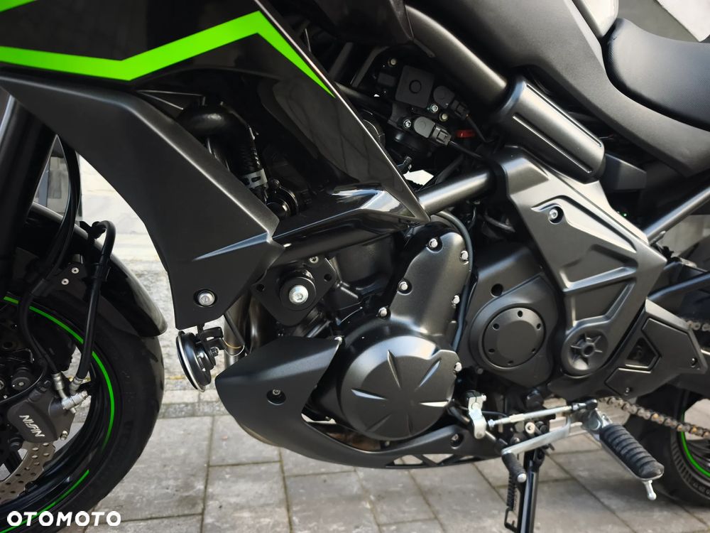 Kawasaki Versys 650 - 17
