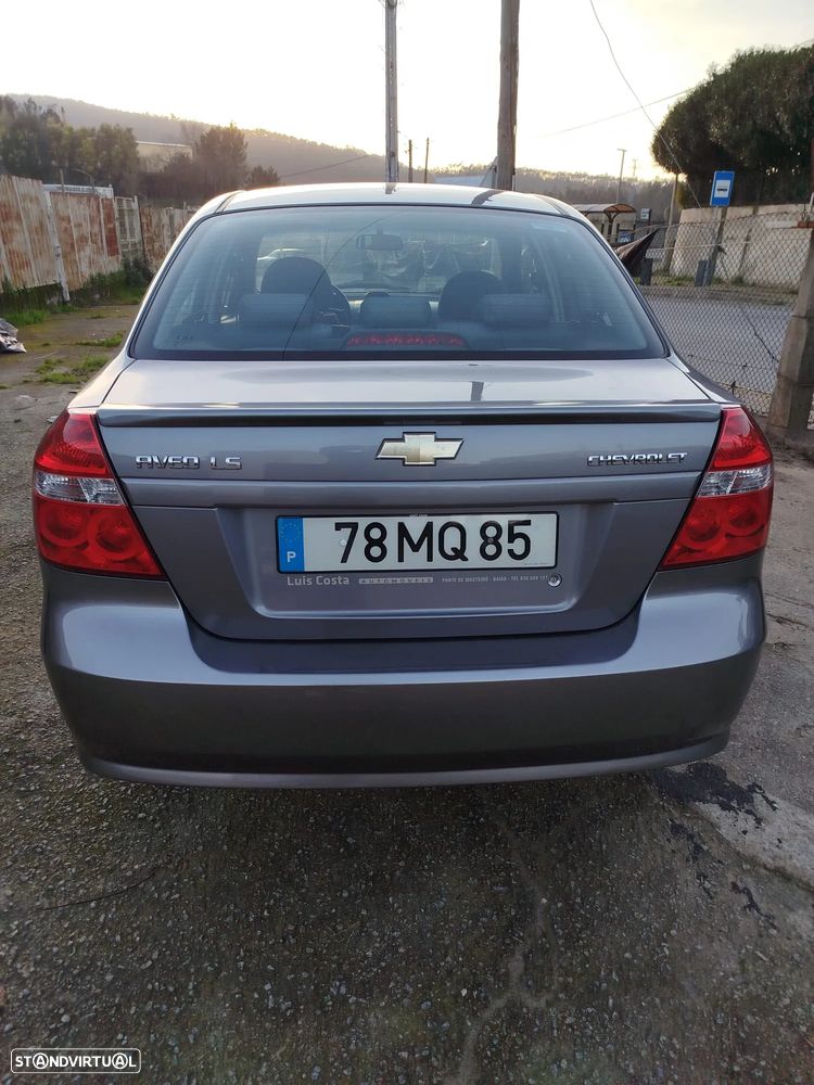 Chevrolet Aveo 1.2 LS - 8