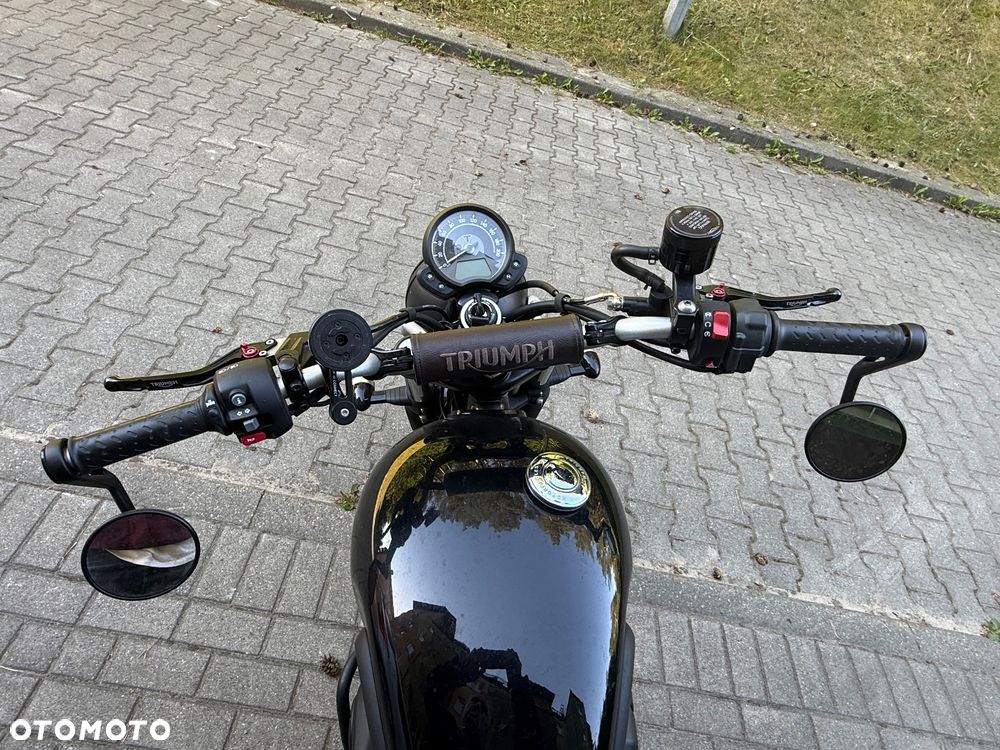 Triumph Scrambler - 7