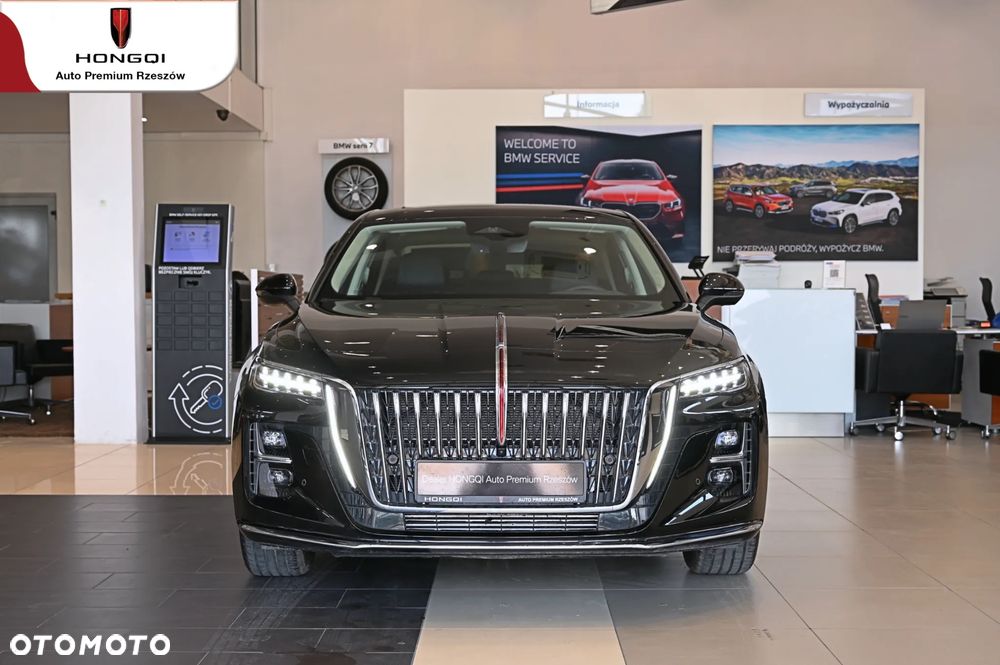 Hongqi H5 - 3
