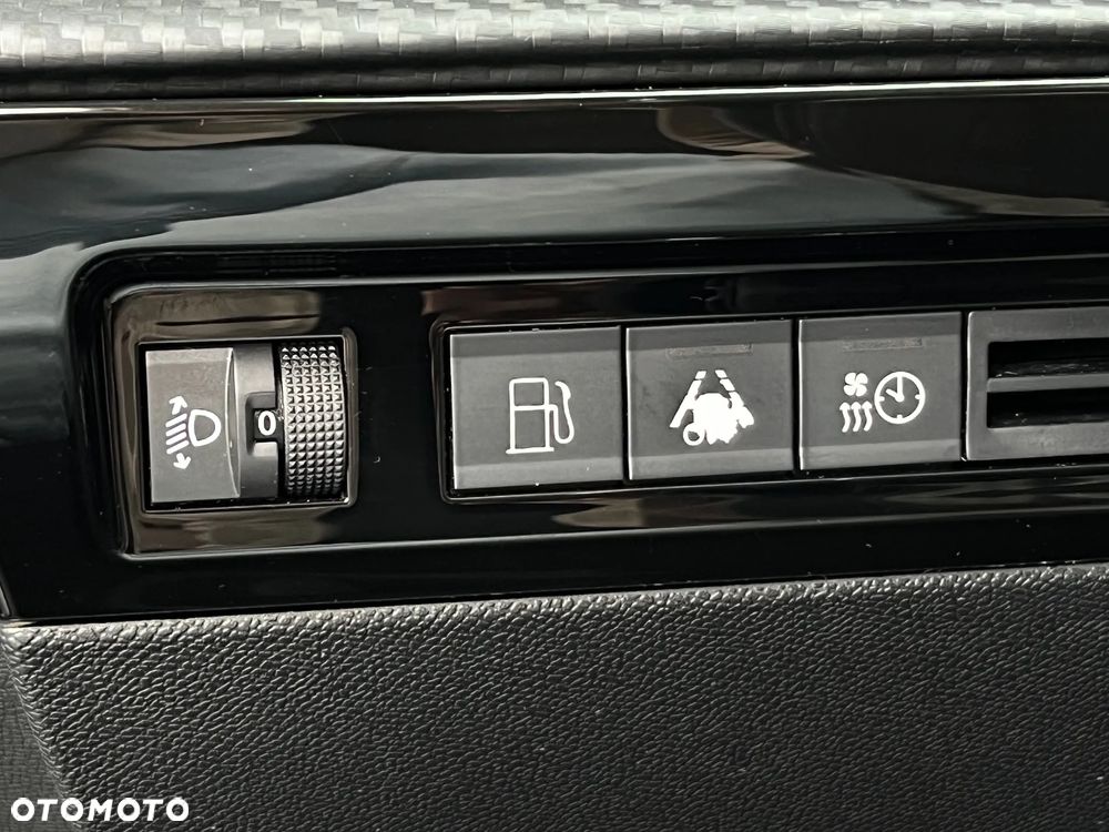 Peugeot 508 SW Plug-In Hybrid 225 e-EAT8 Allure - 26