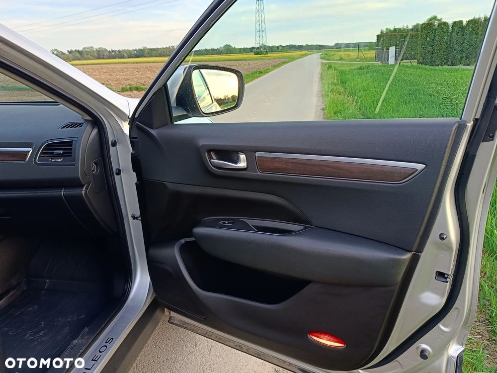 Renault Koleos ENERGY dCi 175 X-tronic LIMITED - 12