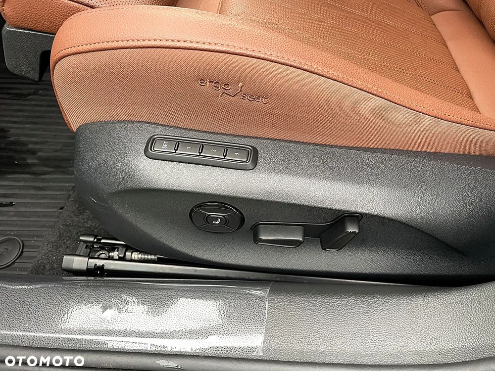 Skoda Superb 2.0 TDI SCR 4x4 L&K DSG - 15