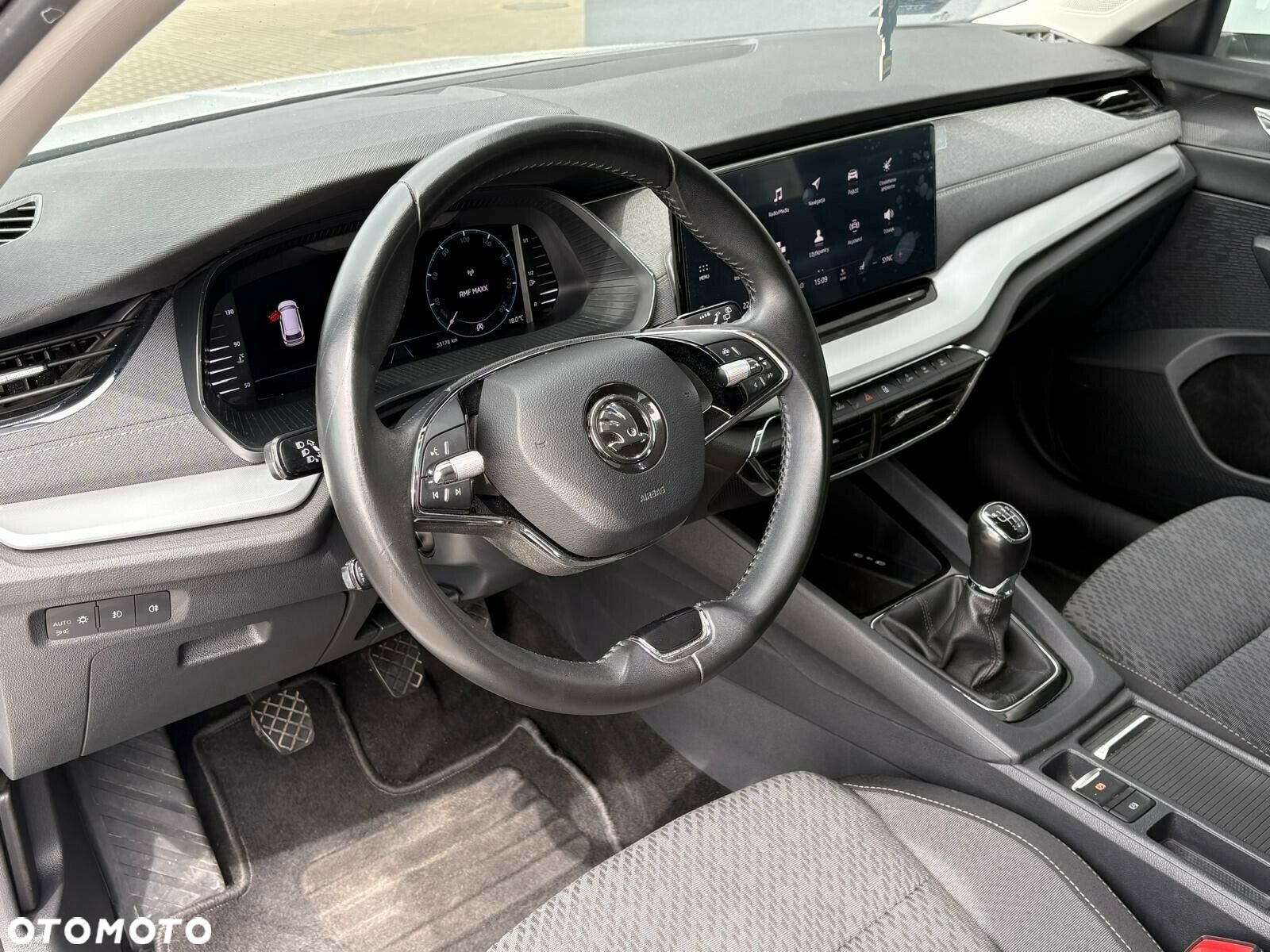 Skoda Octavia 1.5 TSI ACT Style - 9