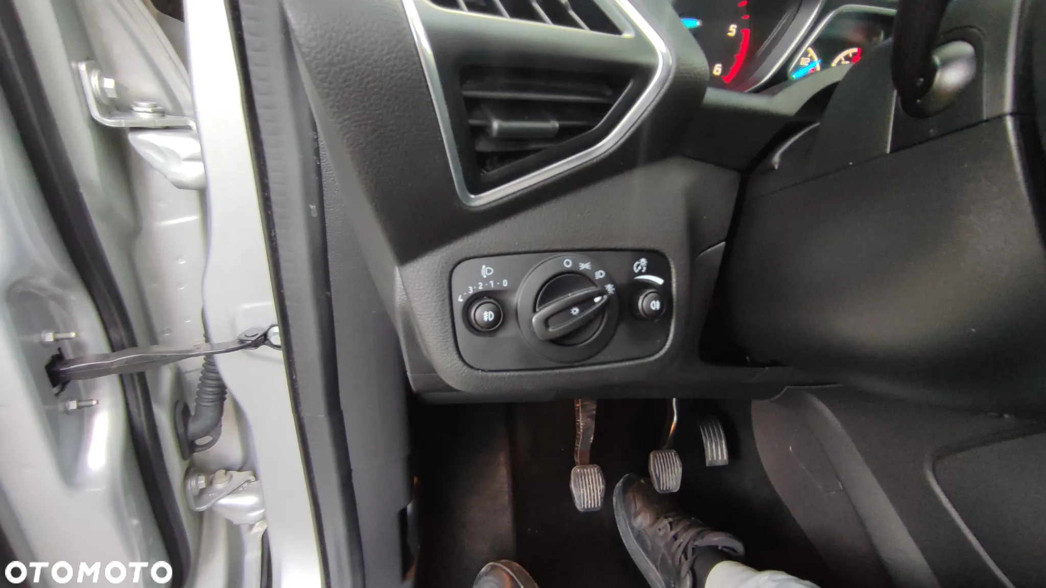 Ford Kuga 2.0 TDCi FWD Titanium - 21