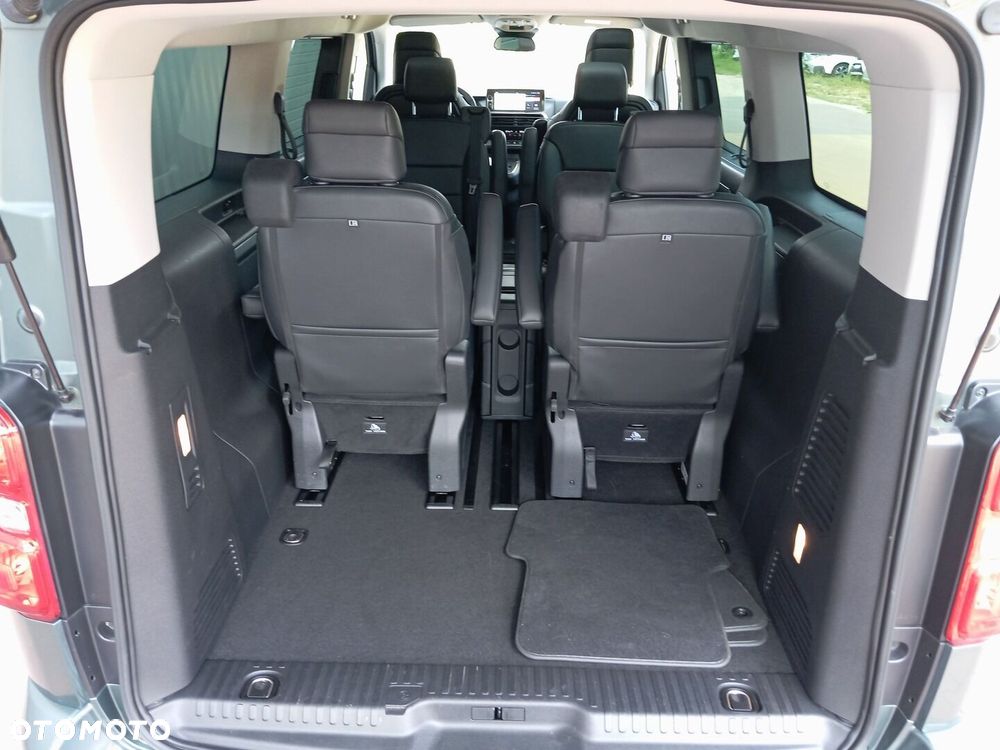 Toyota Proace Verso 2.0 D4-D Long VIP - 23