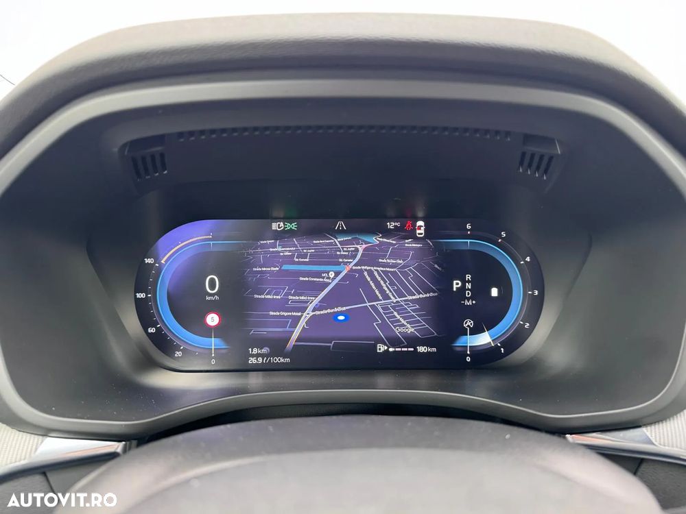 Volvo XC 60 B5 MHEV AT8 AWD Momentum Pro - 35