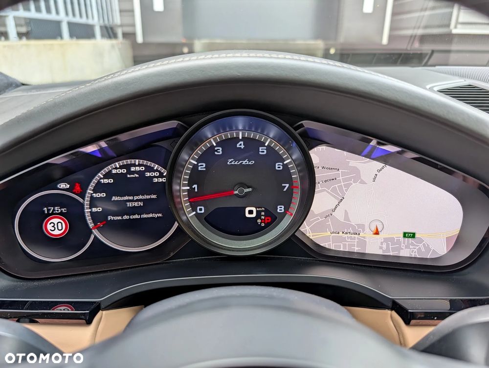 Porsche Cayenne - 19