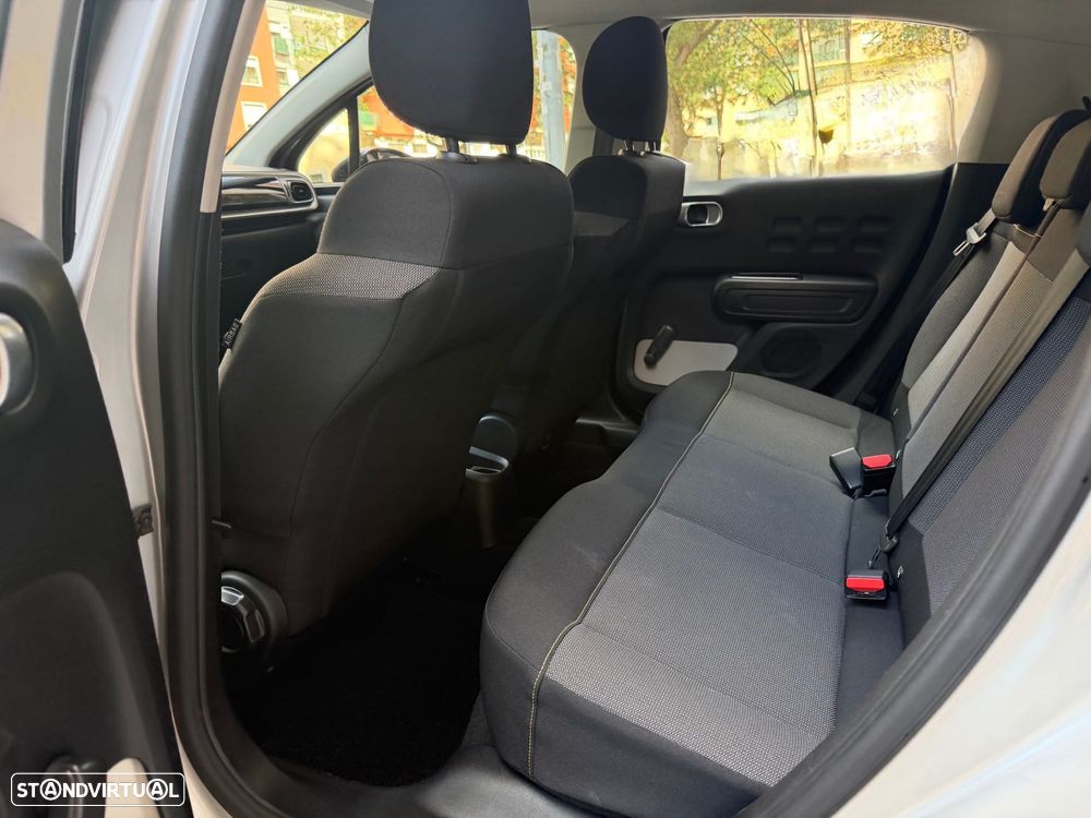 Citroën C3 1.2 PureTech Shine - 29