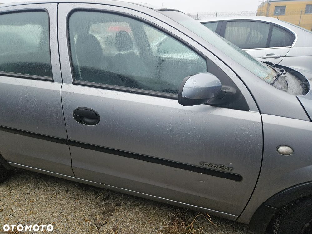 zderzak tyl maska drzwi  Opel Corsa C 2003r Z163 - 3