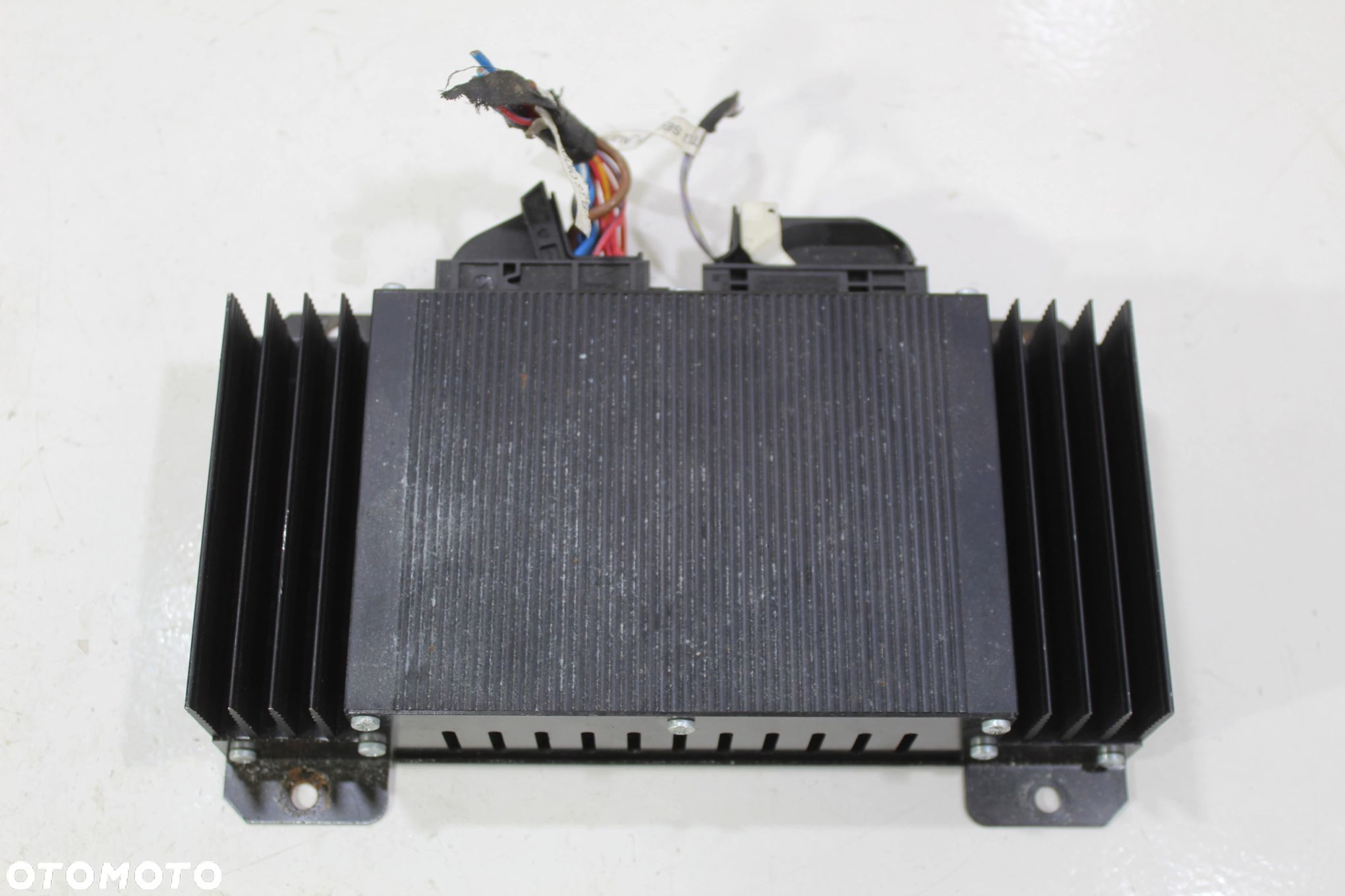 WZMACNIACZ SECURITY AUDIO BMW F10 F11 7204234 - 1
