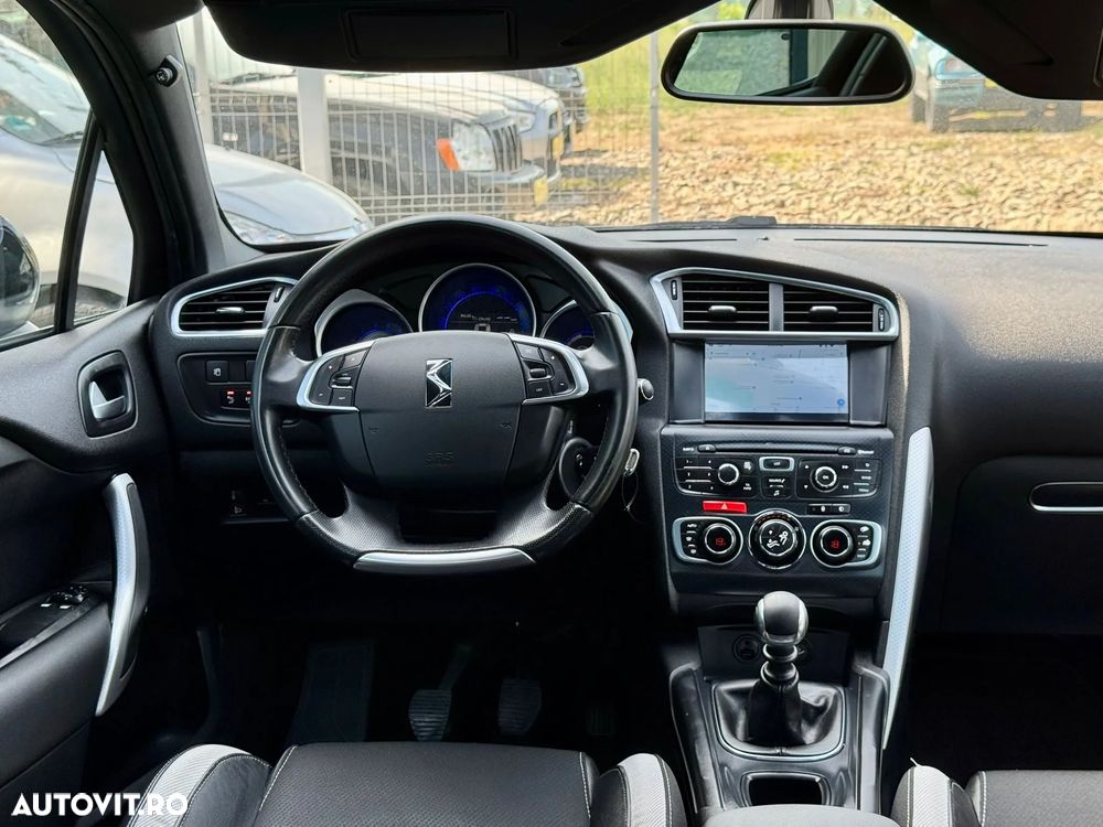 Citroën DS4 PureTech 130 Stop&Start Urban Show - 20