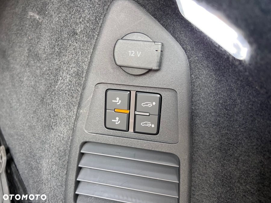 Volkswagen Touareg 3.0 V6 TDI 4Motion DPF Automatik R-Line - 35