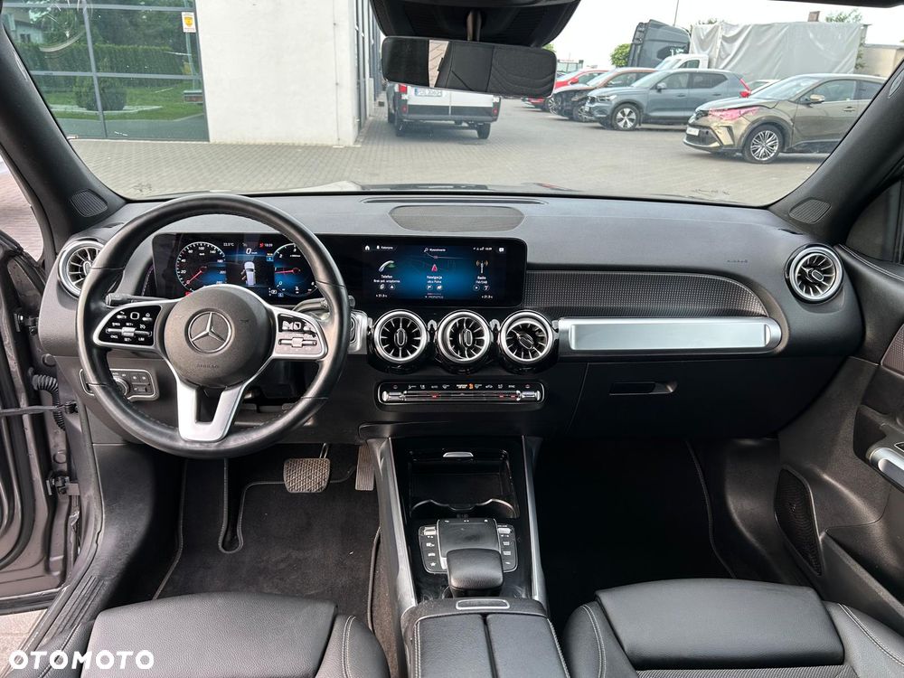 Mercedes-Benz GLB 200 d Progressive 8G-DCT - 29