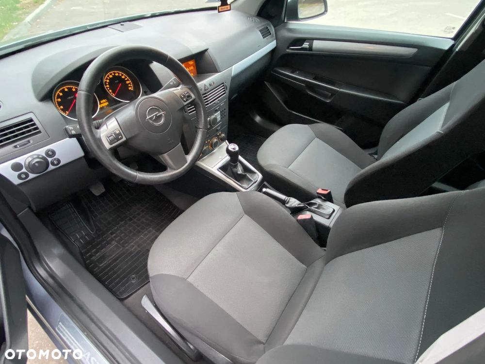 Opel Astra 1.6 - 5