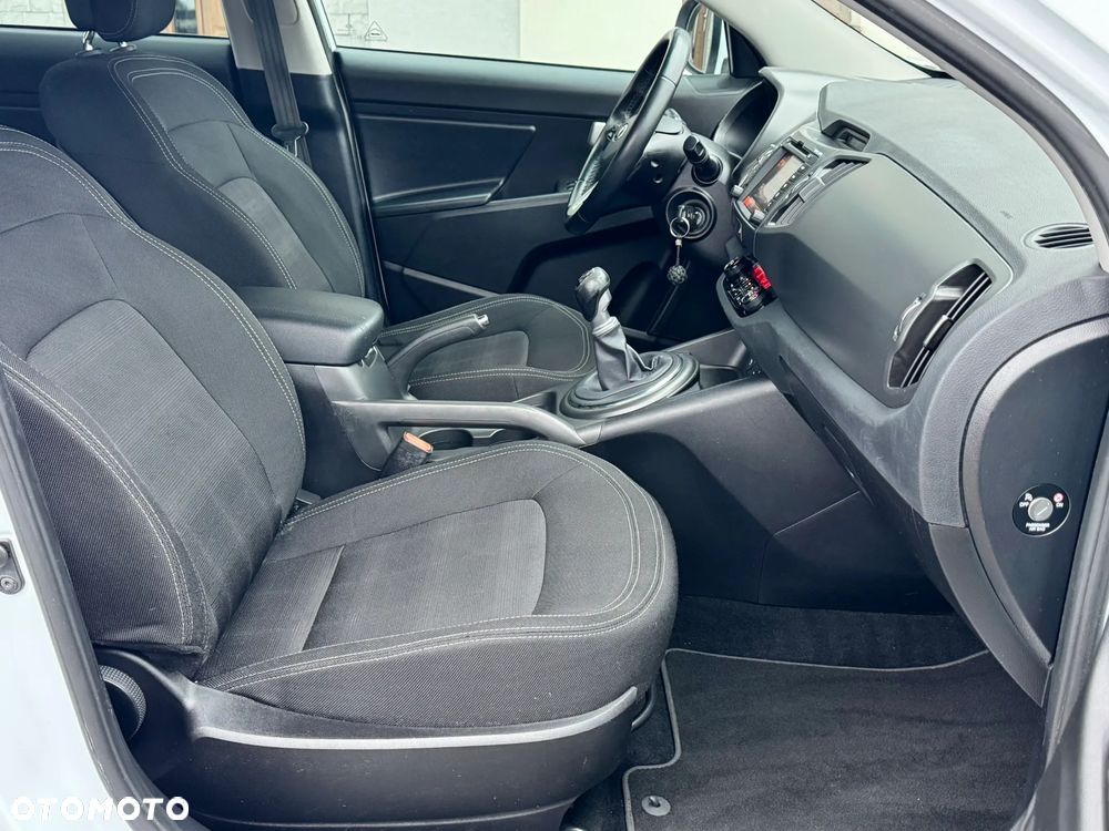 Kia Sportage 1.7 CRDI 2WD Spirit - 12