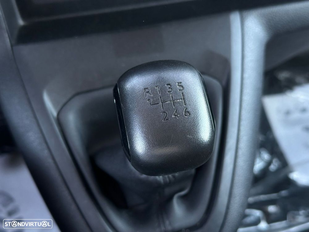 Citroën Jumpy 2.0 BlueHDi M - 22