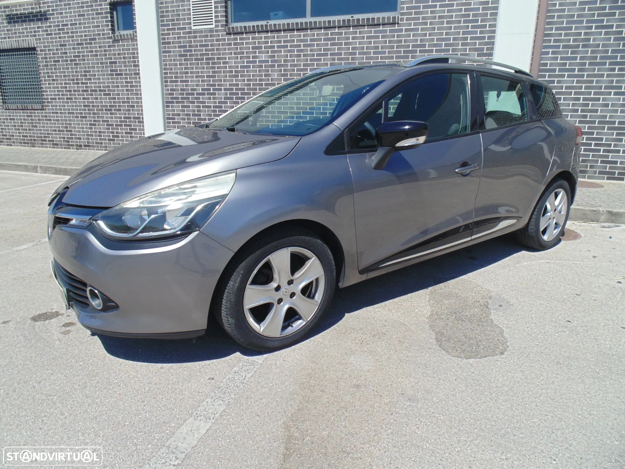 Renault Clio Sport Tourer 0.9 TCE Limited - 1