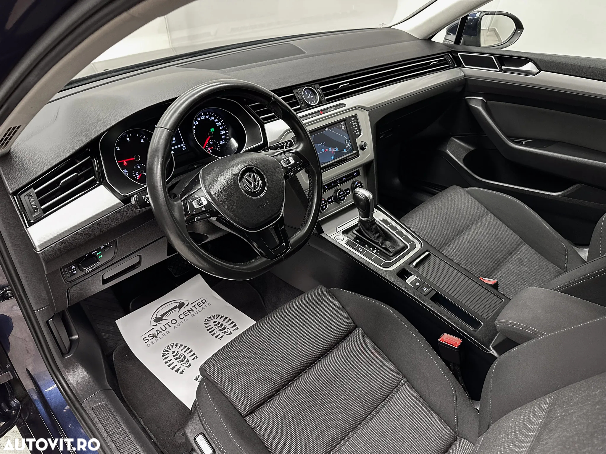 Volkswagen Passat Variant 1.6 TDI (BlueMotion Technology) DSG Comfortline - 22