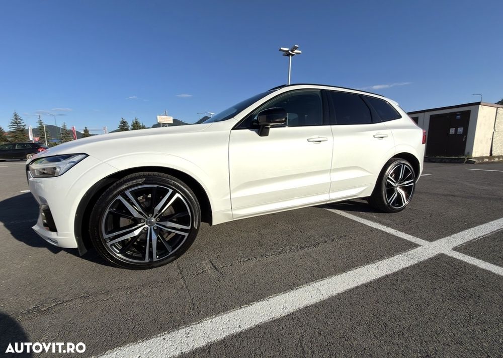 Volvo XC 60 B4 MHEV R-Design - 2
